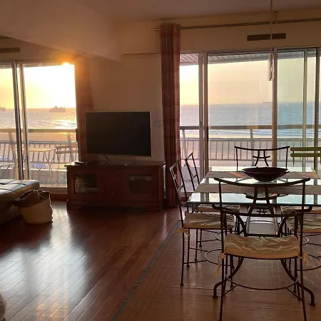 Apartment Royal Seavieuw *